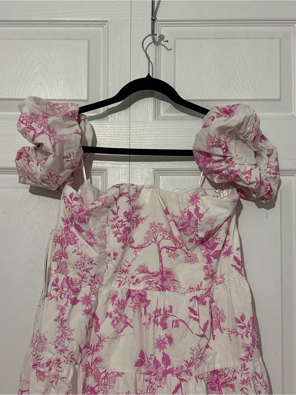 Aqua White and Pink Floral Midi Dress with Puff Sleeves - Picture 2 of 6
